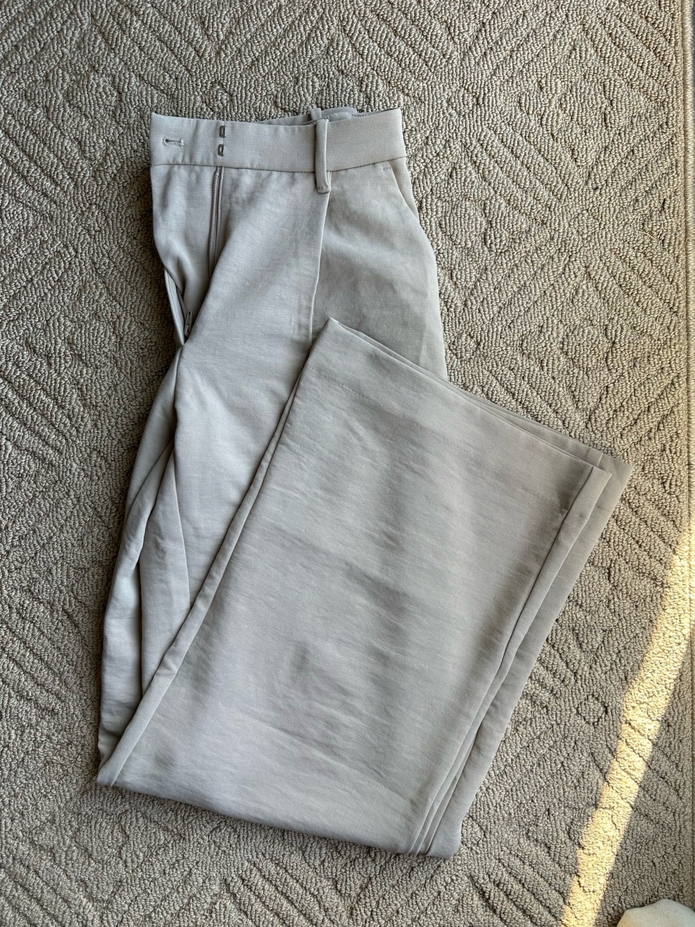 Abercrombie & Fitch Sloan Tailored Wide Leg Tan Slacks Size 25Long
